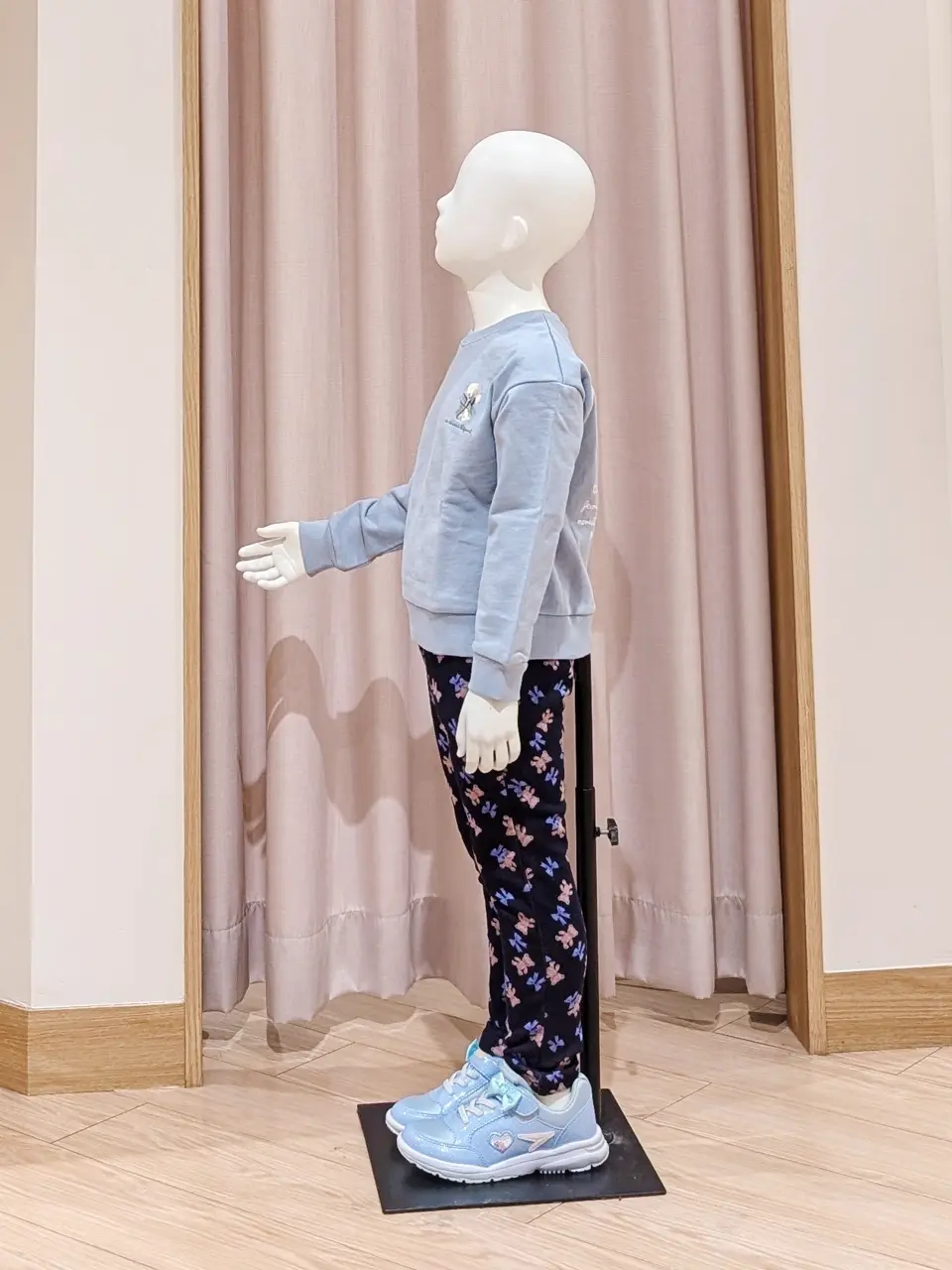 ANY 奥原 コーディネート画像