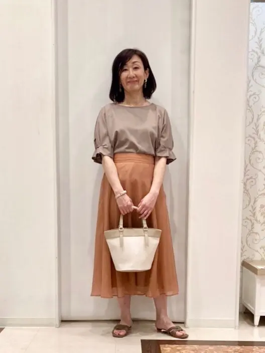 ANY SIS スタッフ コーディネート画像