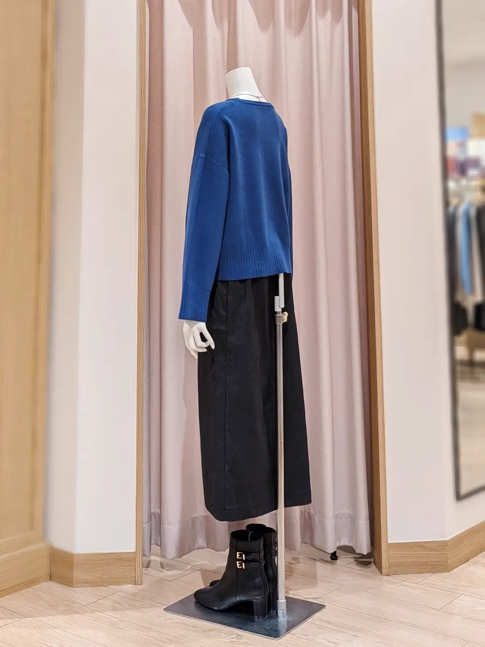 ANY SIS 岩田 コーディネート画像