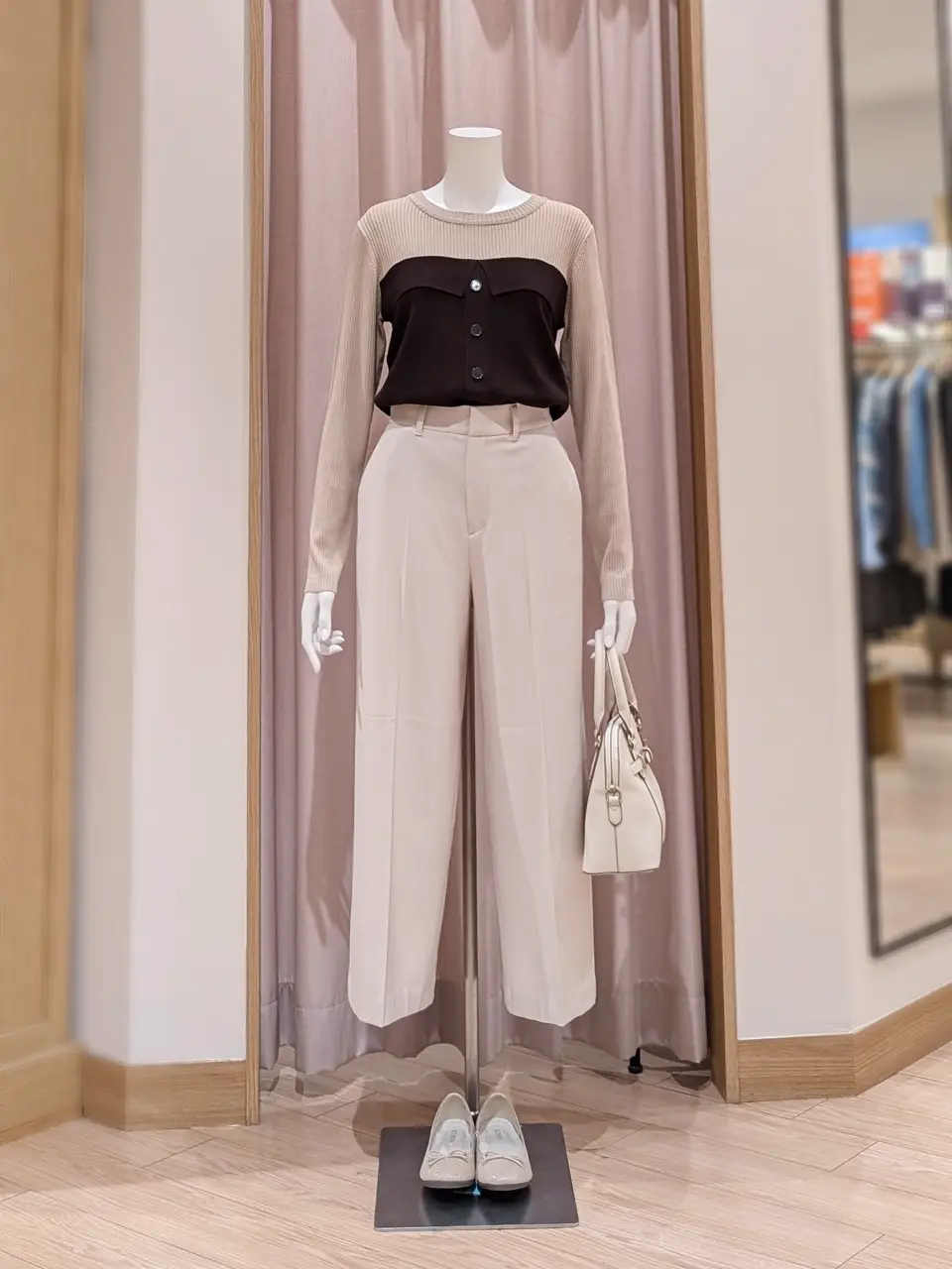 ANY SIS 岩田 コーディネート画像