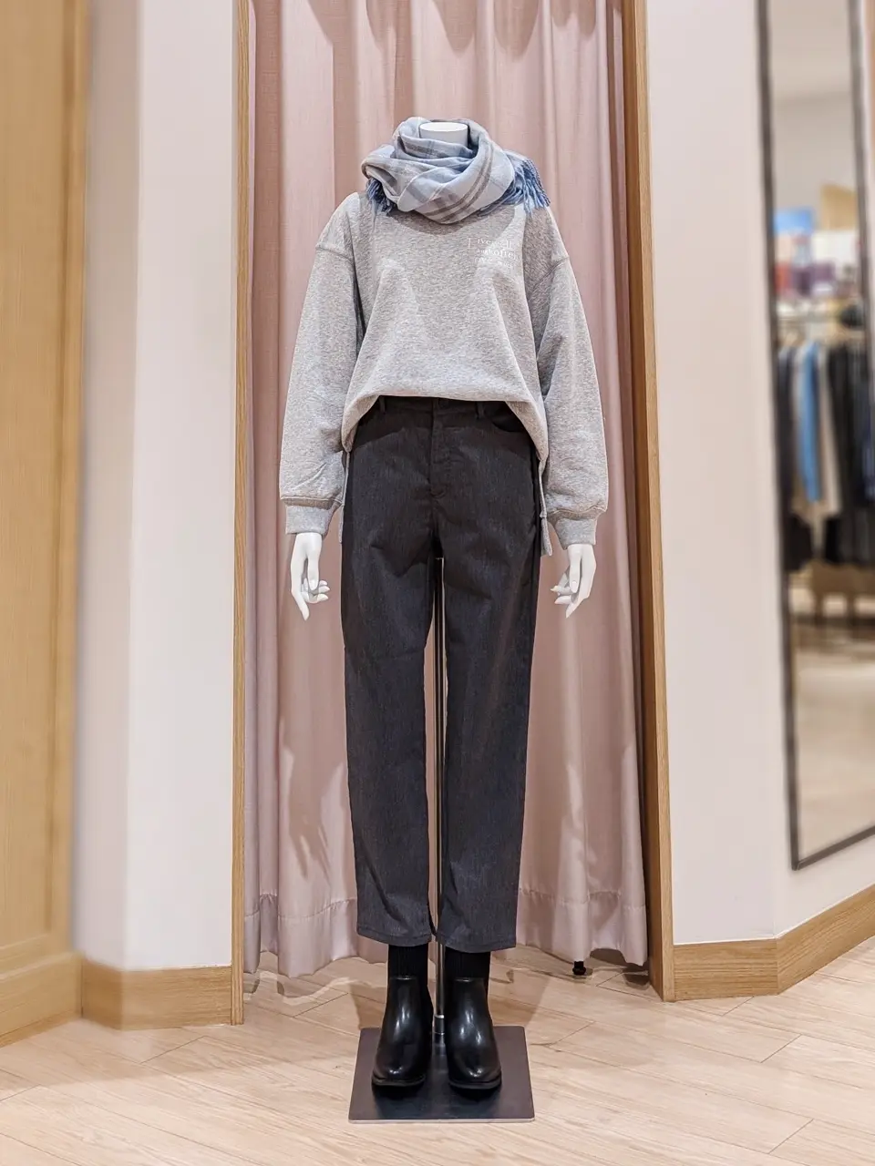 ANY 岩田 コーディネート画像