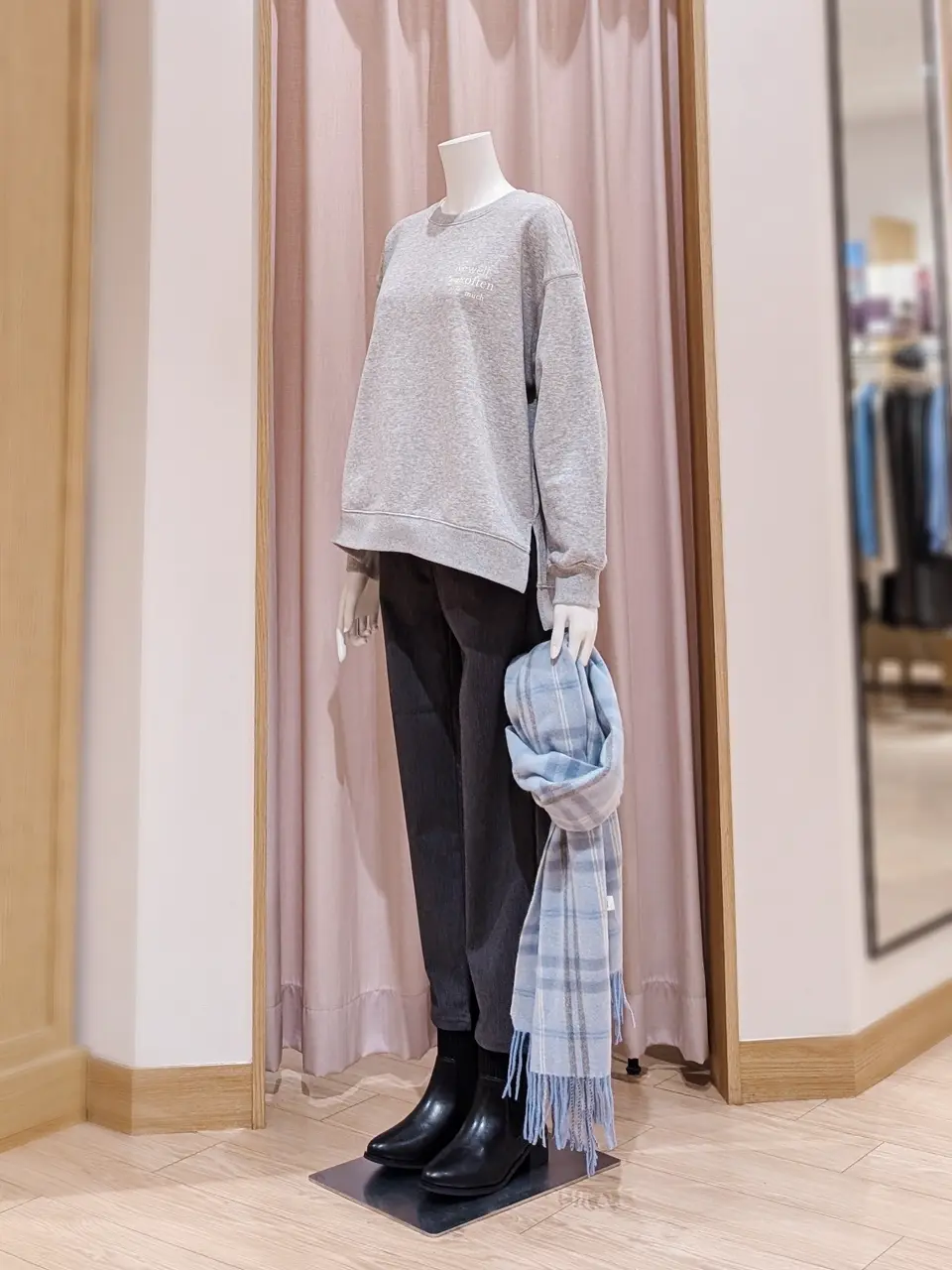 ANY 岩田 コーディネート画像