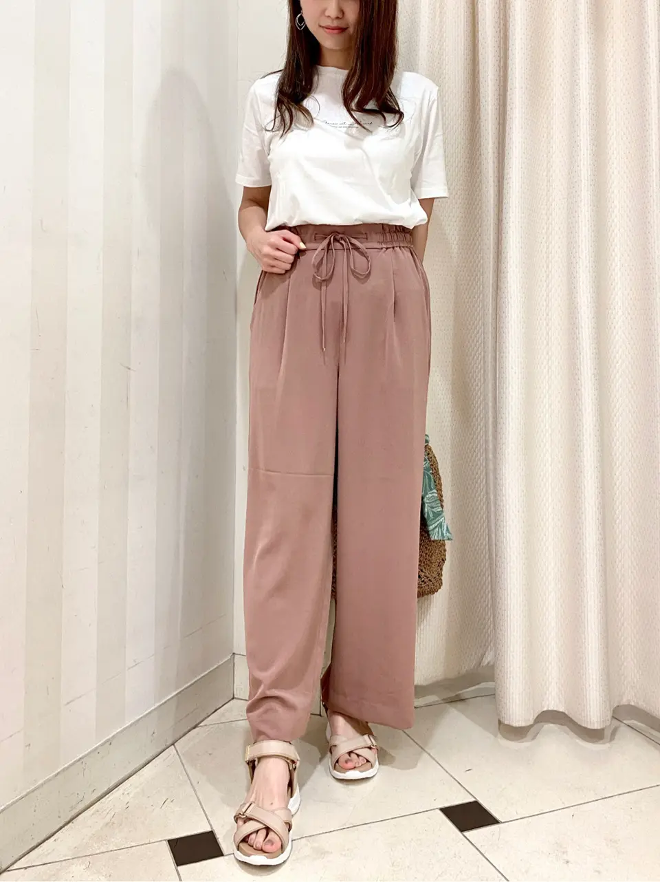 ANY SIS 金井 コーディネート画像