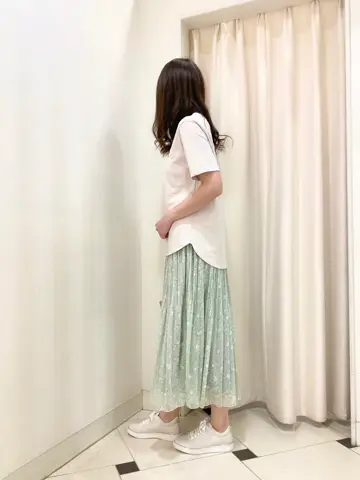 ANY SIS 金井 コーディネート画像