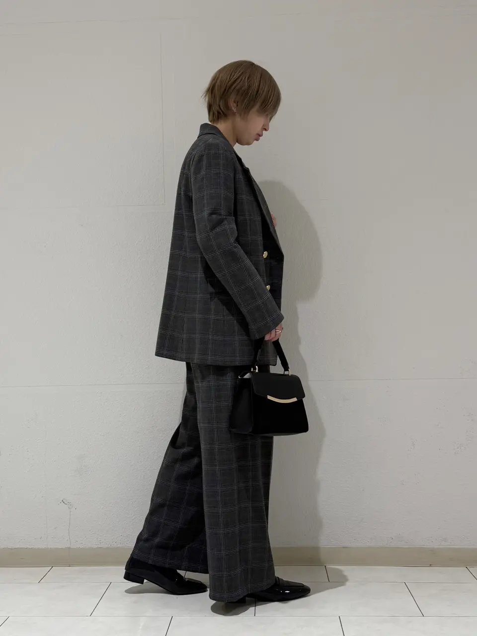 ANY SIS 村上 コーディネート画像