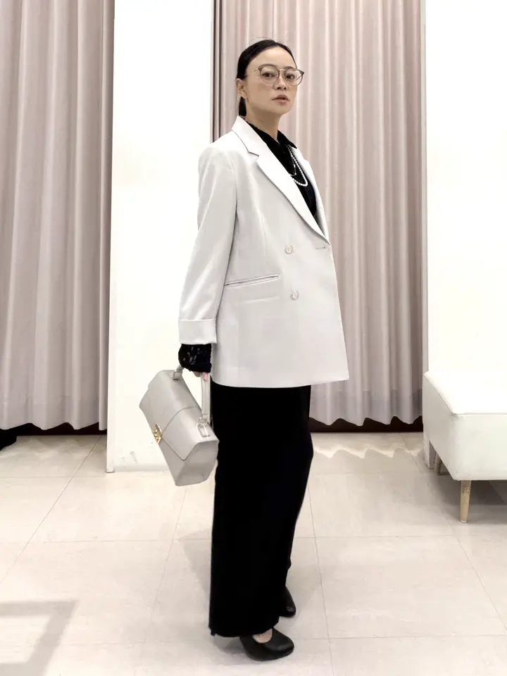 ANY SIS ナラ コーディネート画像