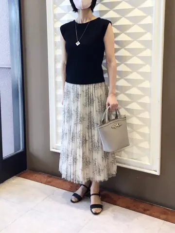 ANY SIS N コーディネート画像