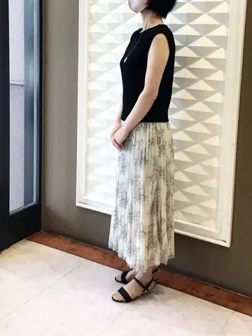 ANY SIS N コーディネート画像