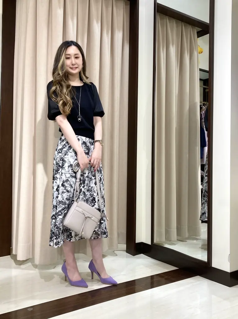 ANY SIS STAFF コーディネート画像