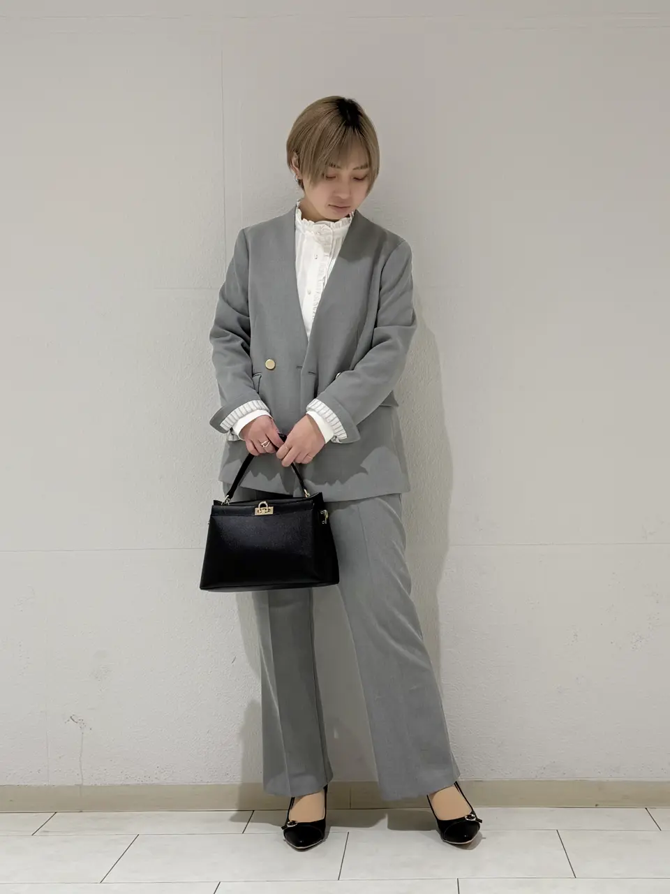 ANY SIS 村上 コーディネート画像