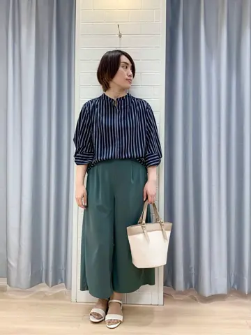 ANY SIS 丸岡 コーディネート画像