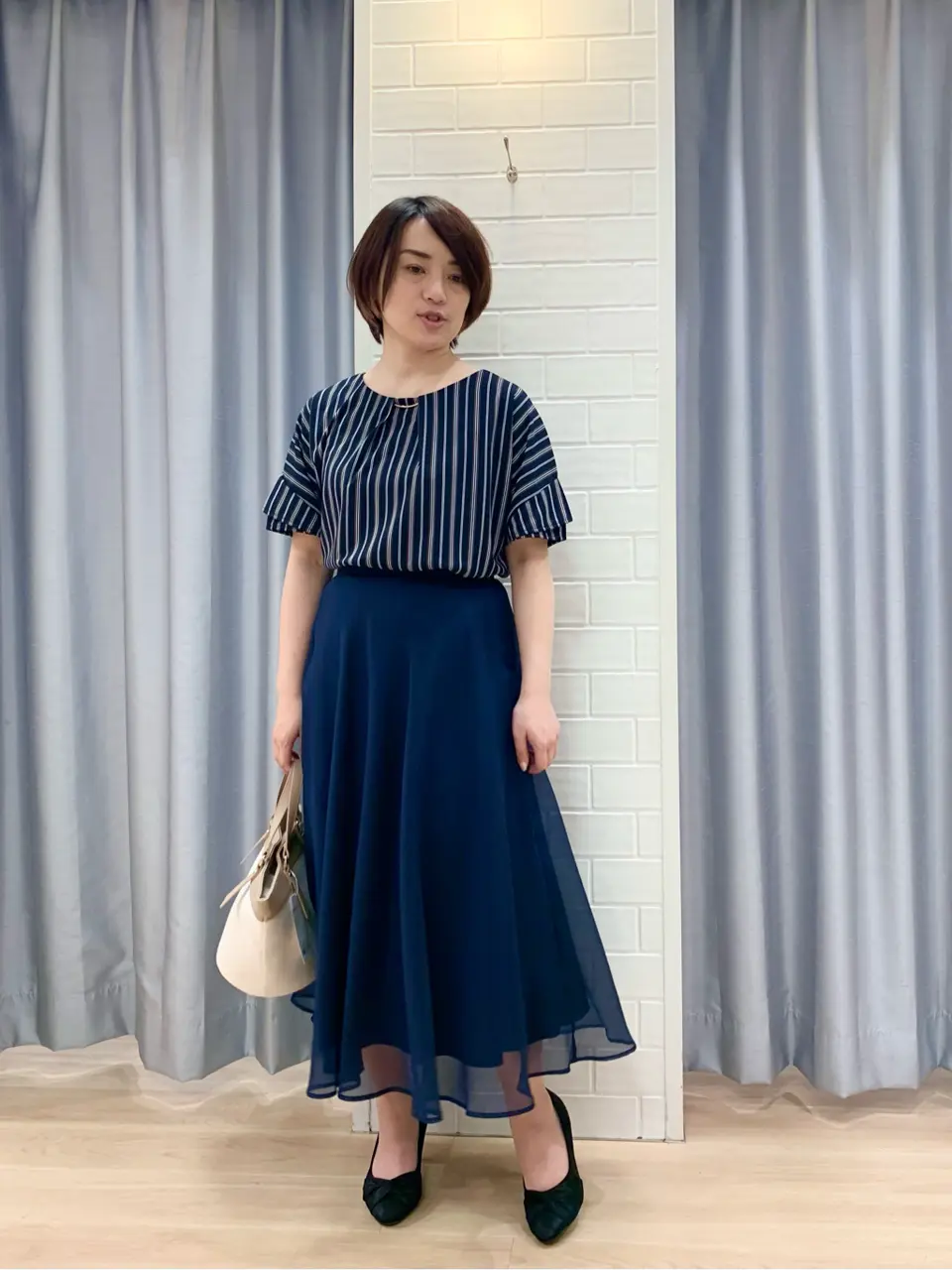 ANY SIS 丸岡 コーディネート画像