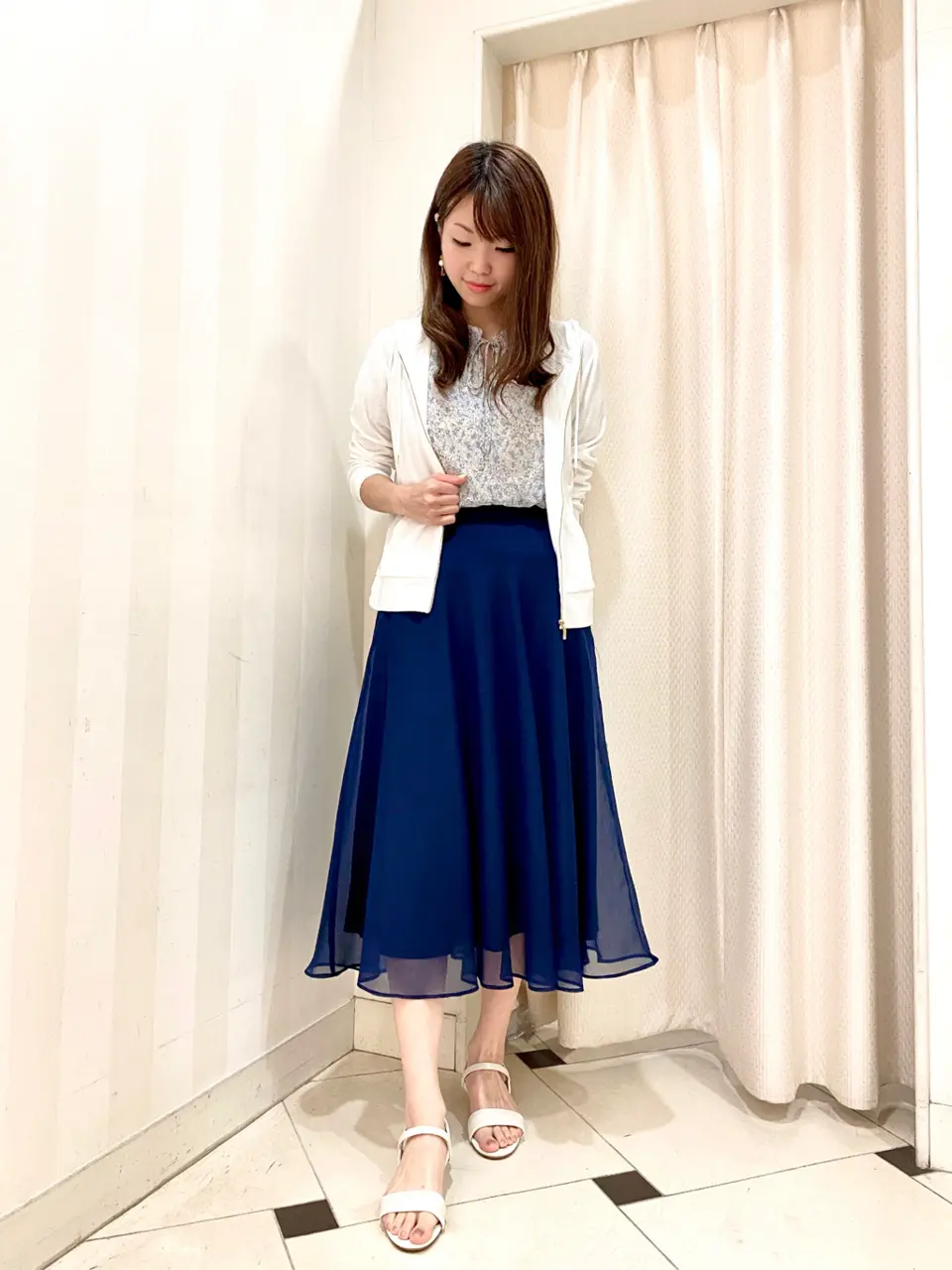 ANY SIS 金井 コーディネート画像