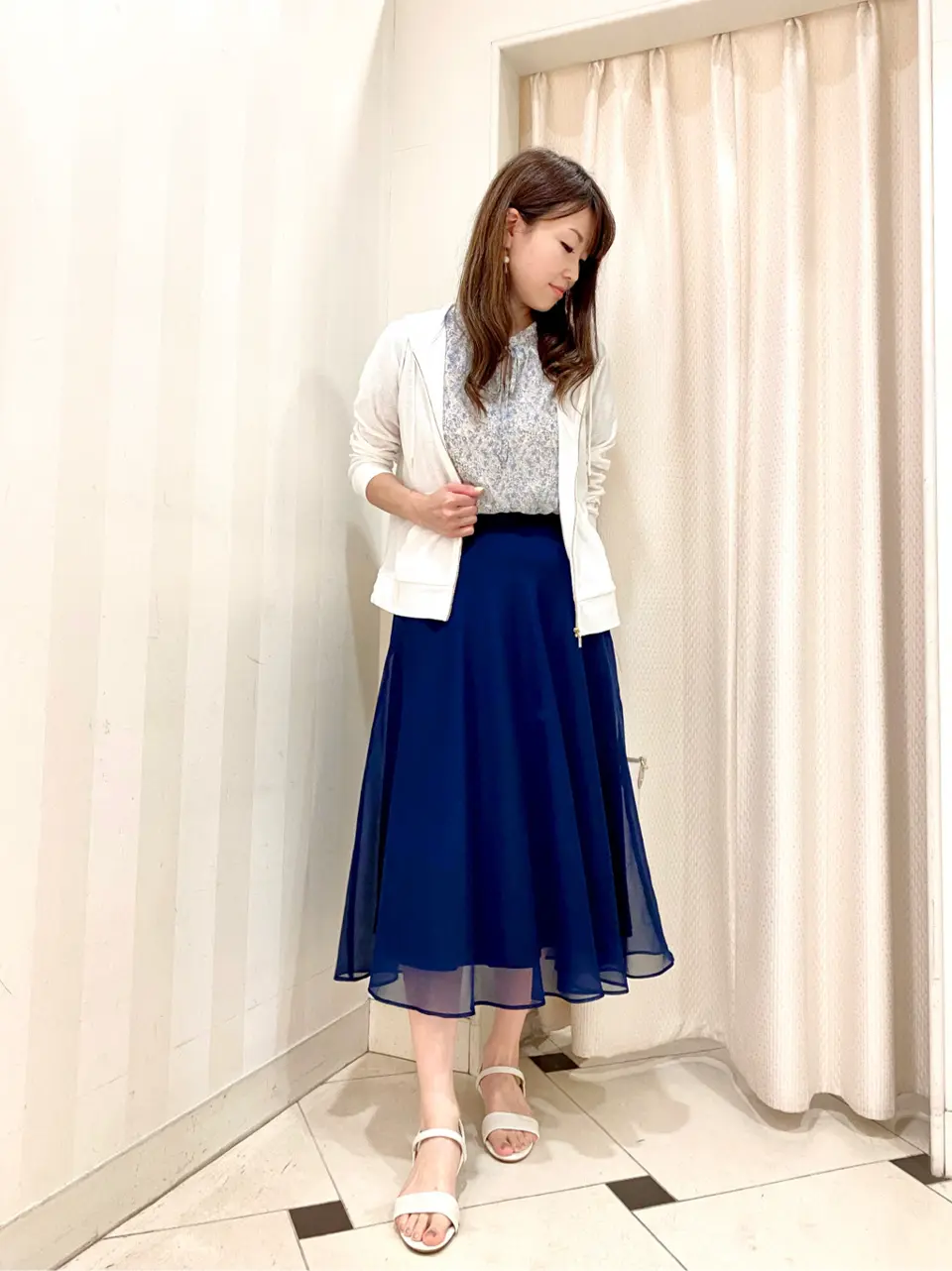 ANY SIS 金井 コーディネート画像