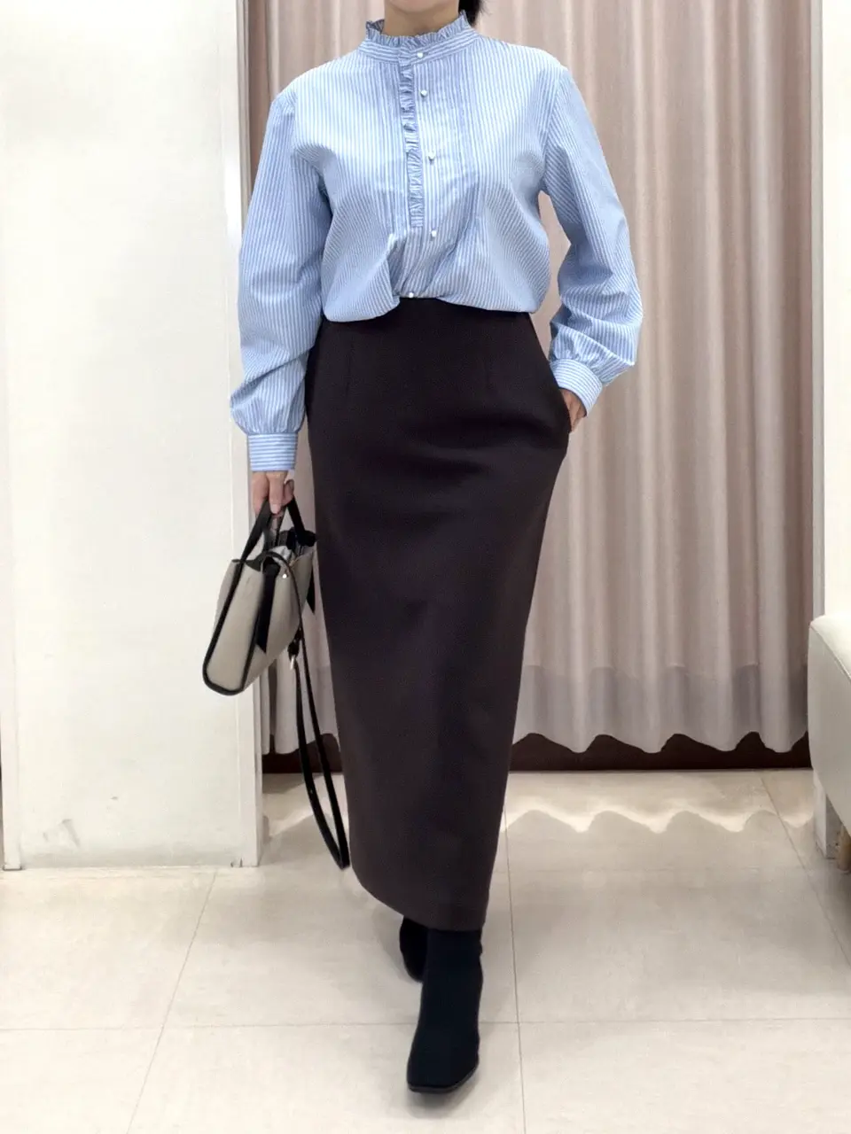 ANY SIS ナラ コーディネート画像