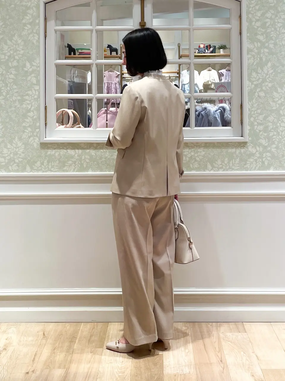 ANY SIS MIKA コーディネート画像