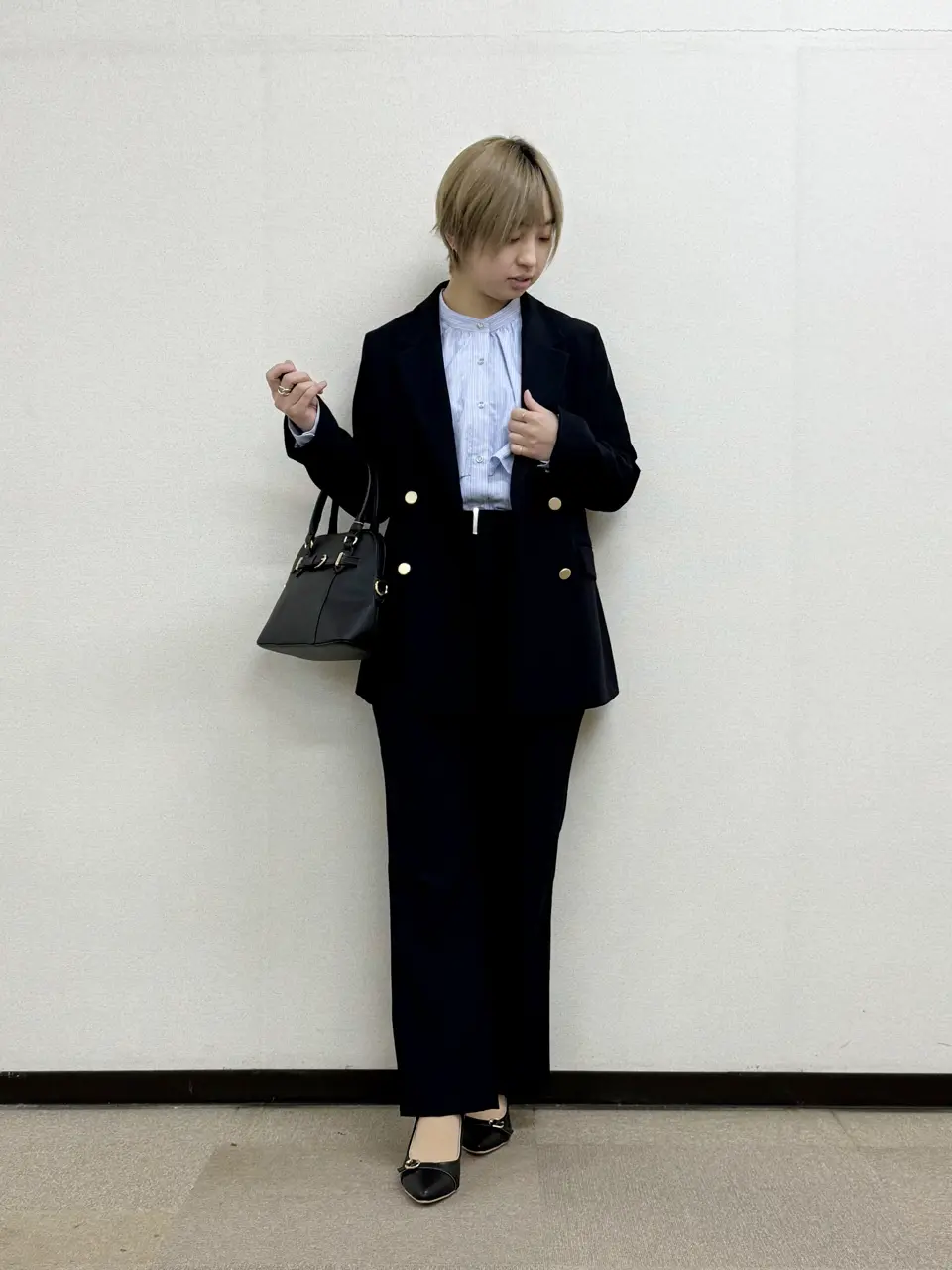 ANY SIS 村上 コーディネート画像