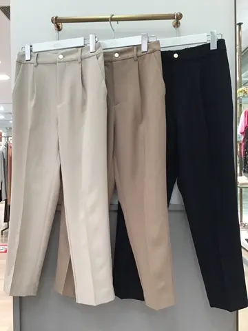 ANY SIS 堀部 コーディネート画像