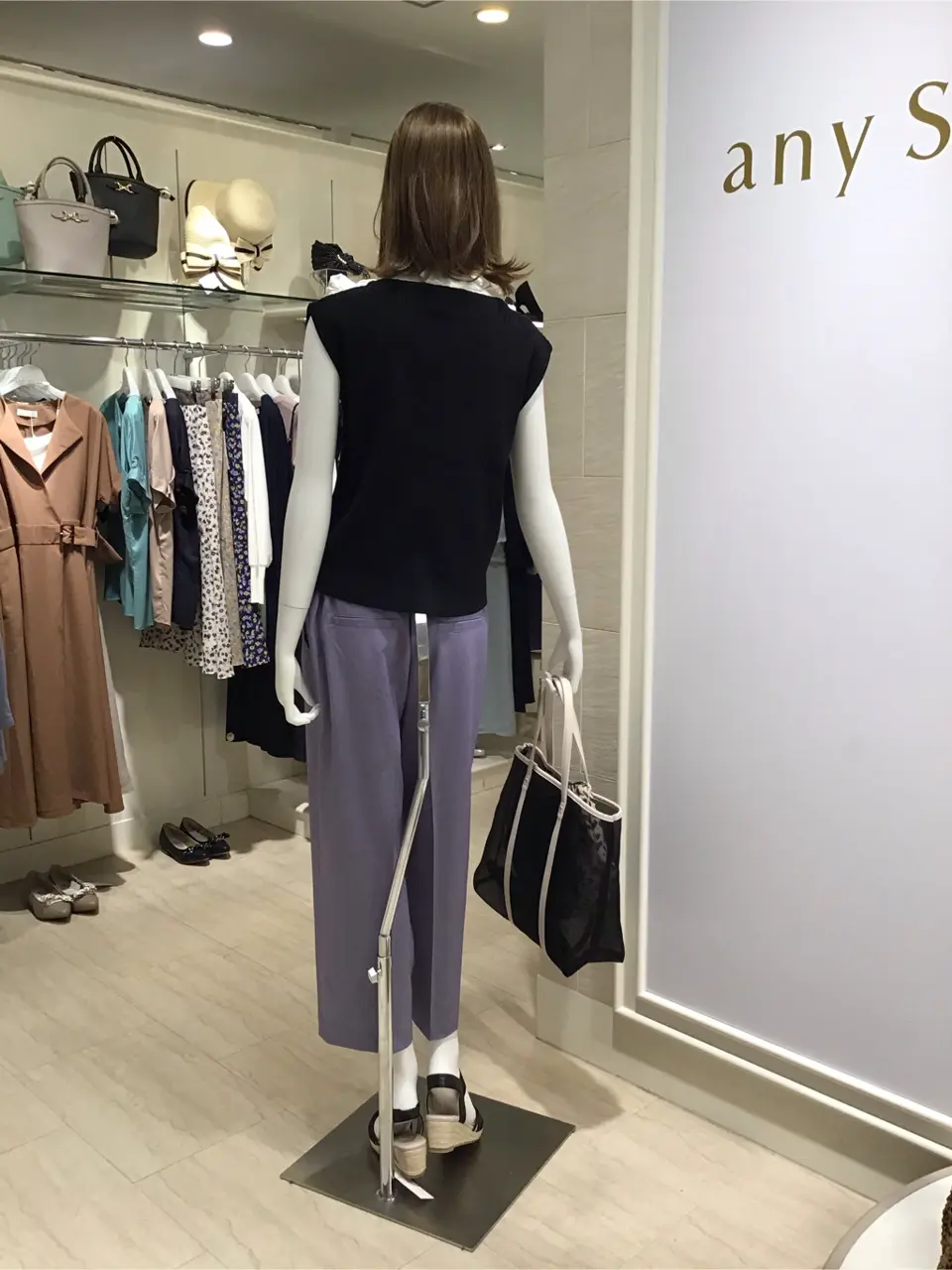 ANY SIS 島崎 コーディネート画像