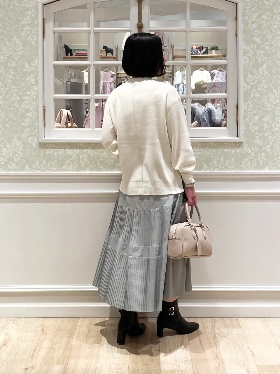 ANY SIS MIKA コーディネート画像