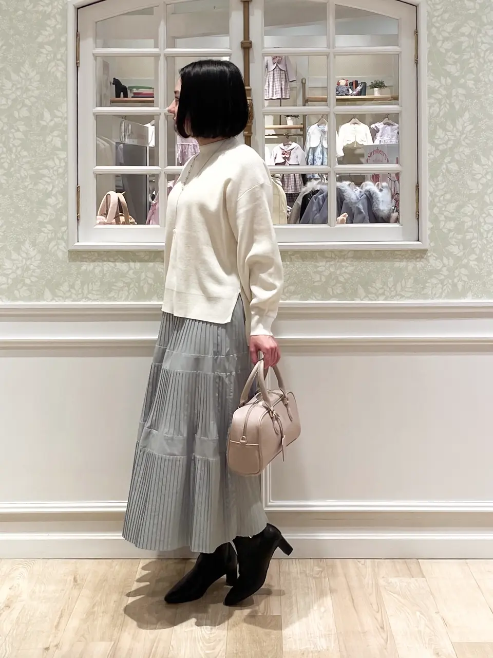 ANY SIS MIKA コーディネート画像