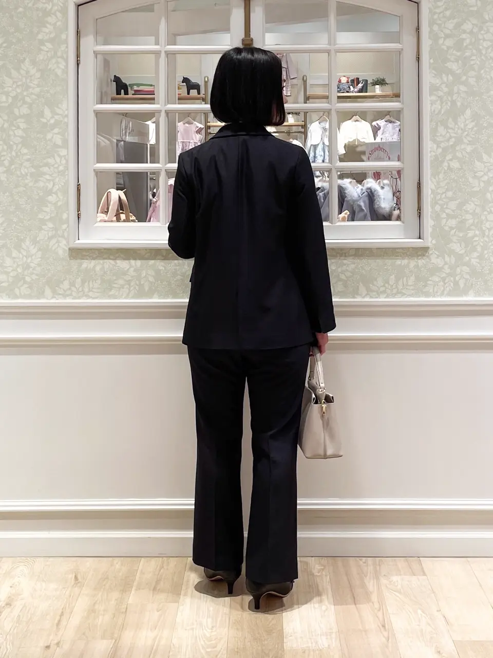 ANY SIS MIKA コーディネート画像