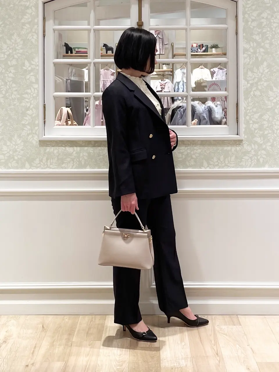 ANY SIS MIKA コーディネート画像