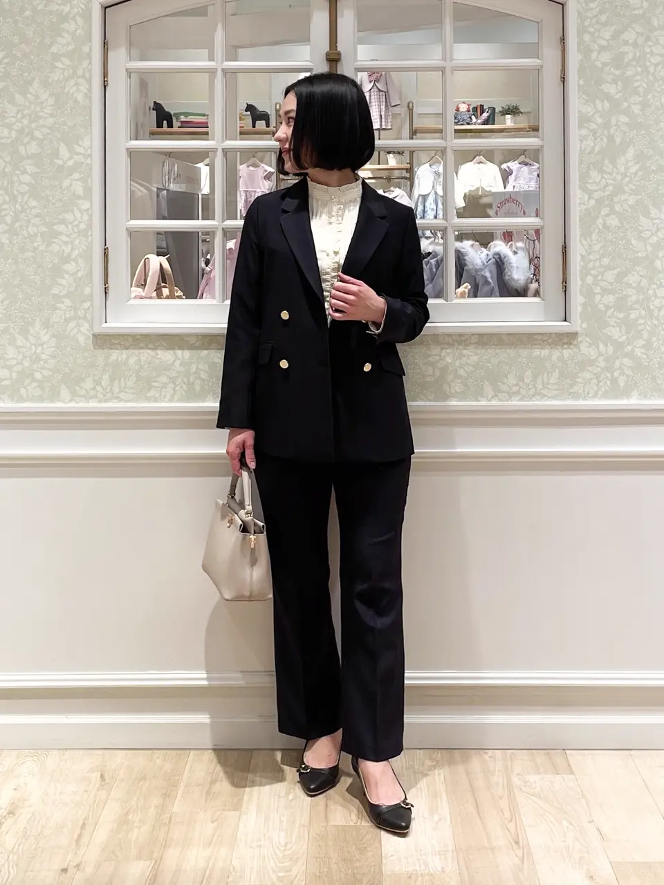 ANY SIS MIKA コーディネート画像