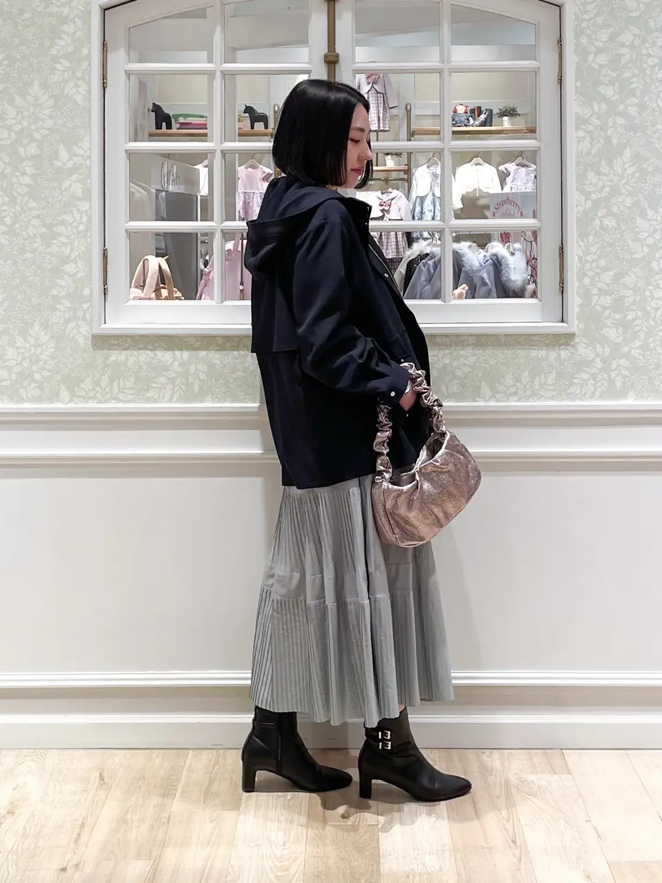 ANY SIS MIKA コーディネート画像