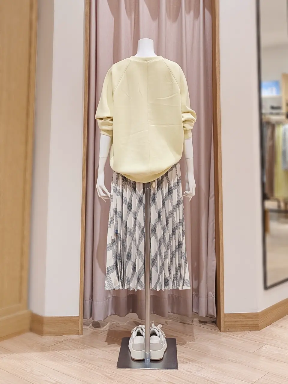 ANY 岩田 コーディネート画像