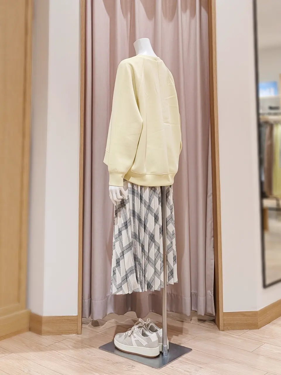 ANY 岩田 コーディネート画像