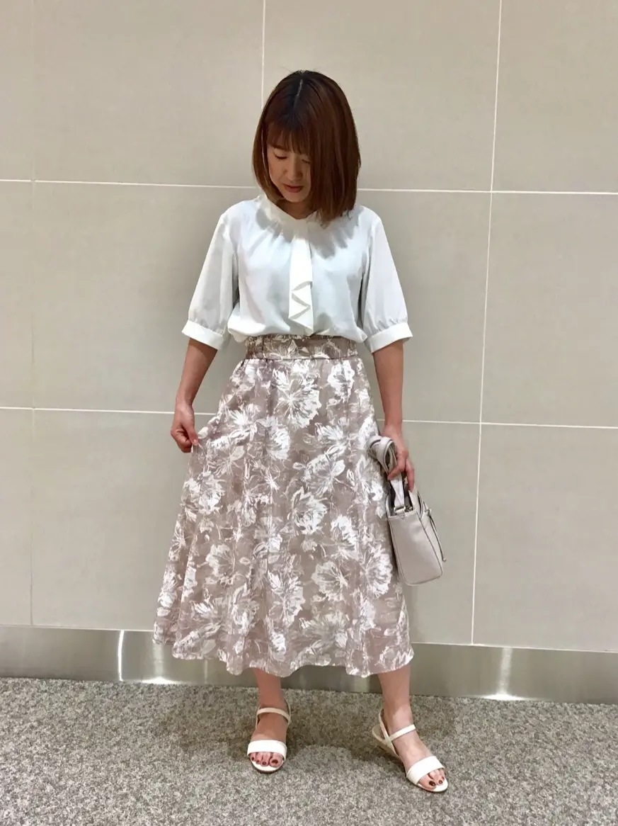 ANY SIS 浅野 コーディネート画像