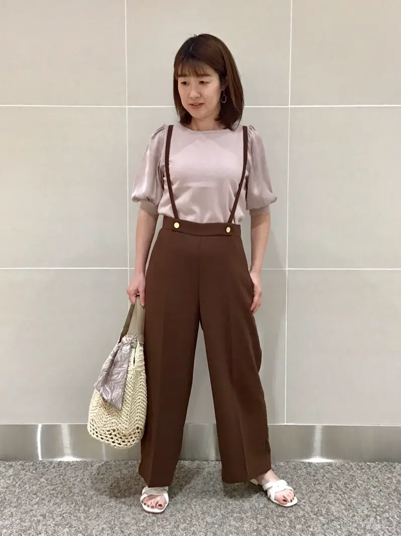 ANY SIS 浅野 コーディネート画像