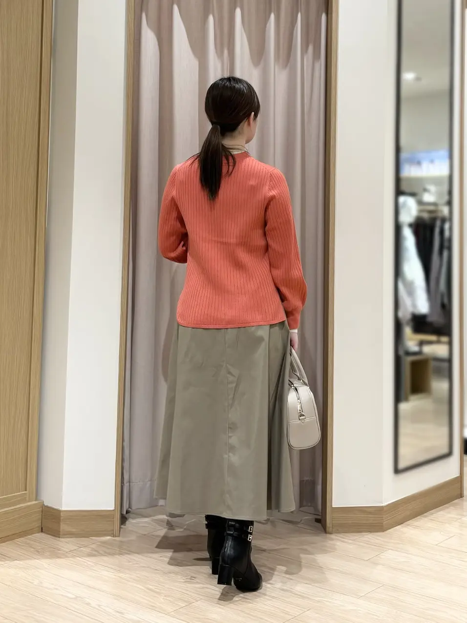 ANY SIS 濱口 コーディネート画像