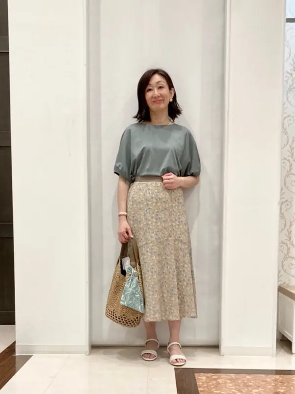 ANY SIS スタッフ コーディネート画像