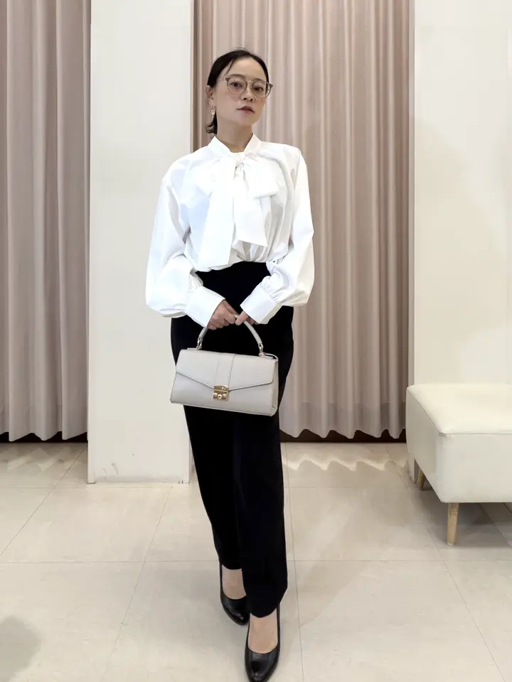 ANY SIS ナラ コーディネート画像