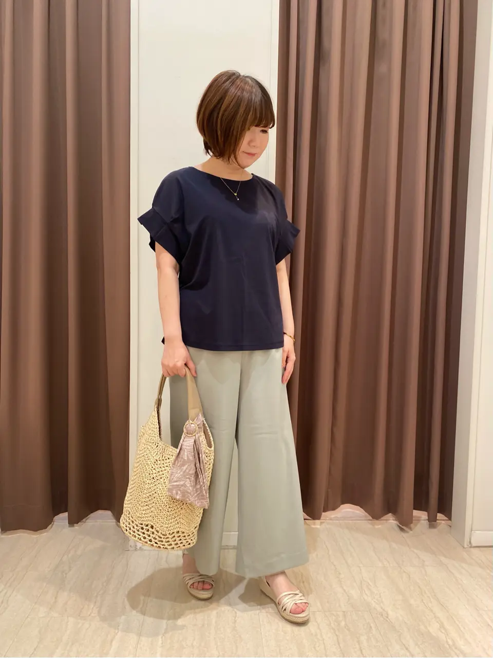 ANY SIS 岩本 コーディネート画像