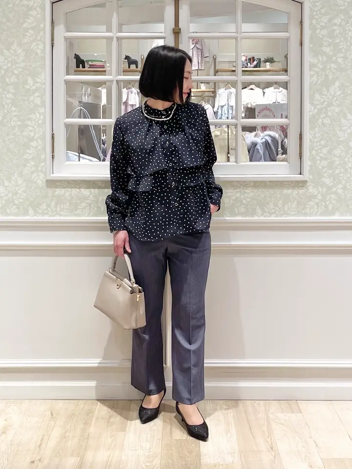 ANY SIS MIKA コーディネート画像