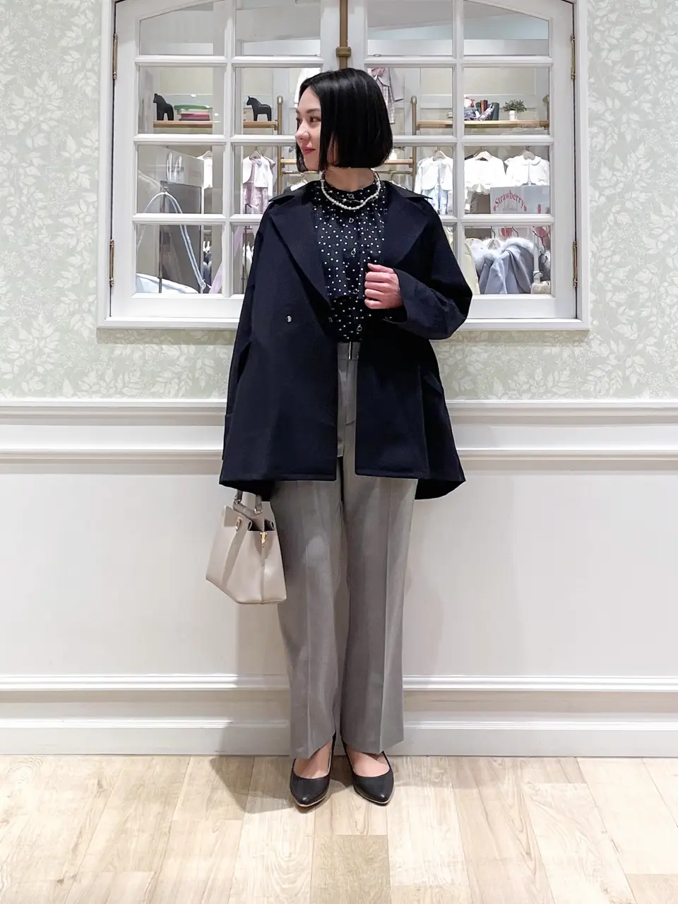  MIKA コーディネート画像