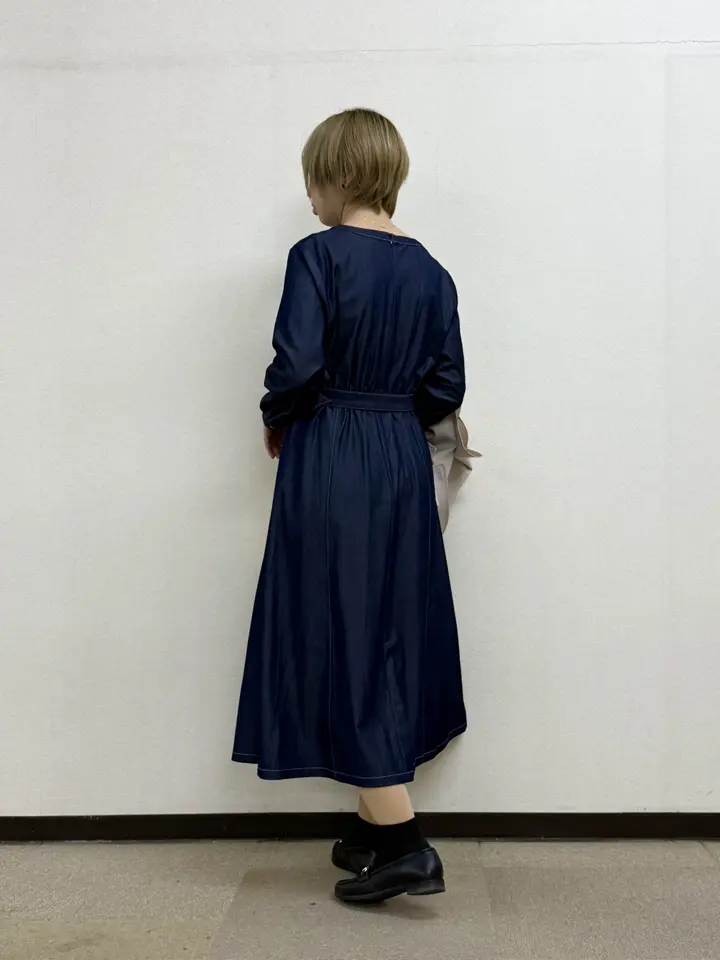 ANY SIS 村上 コーディネート画像