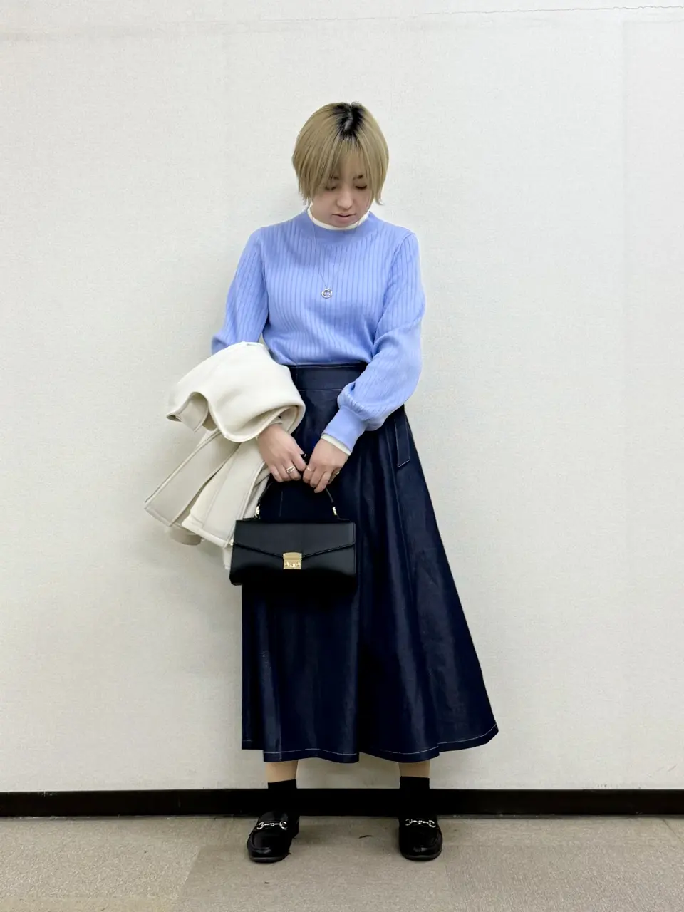 ANY SIS 村上 コーディネート画像