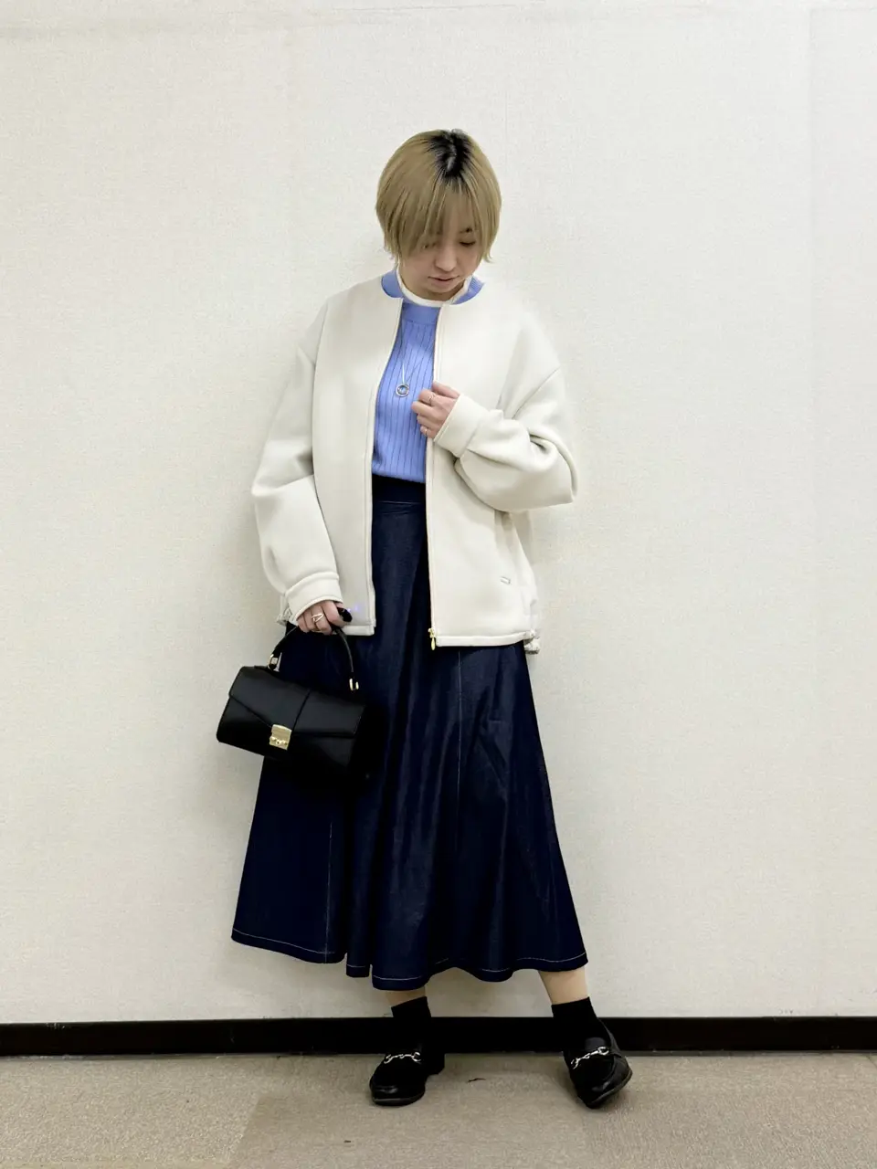 ANY SIS 村上 コーディネート画像