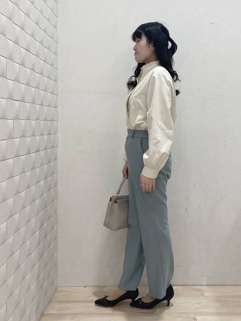 ANY SIS 川根　彩 コーディネート画像