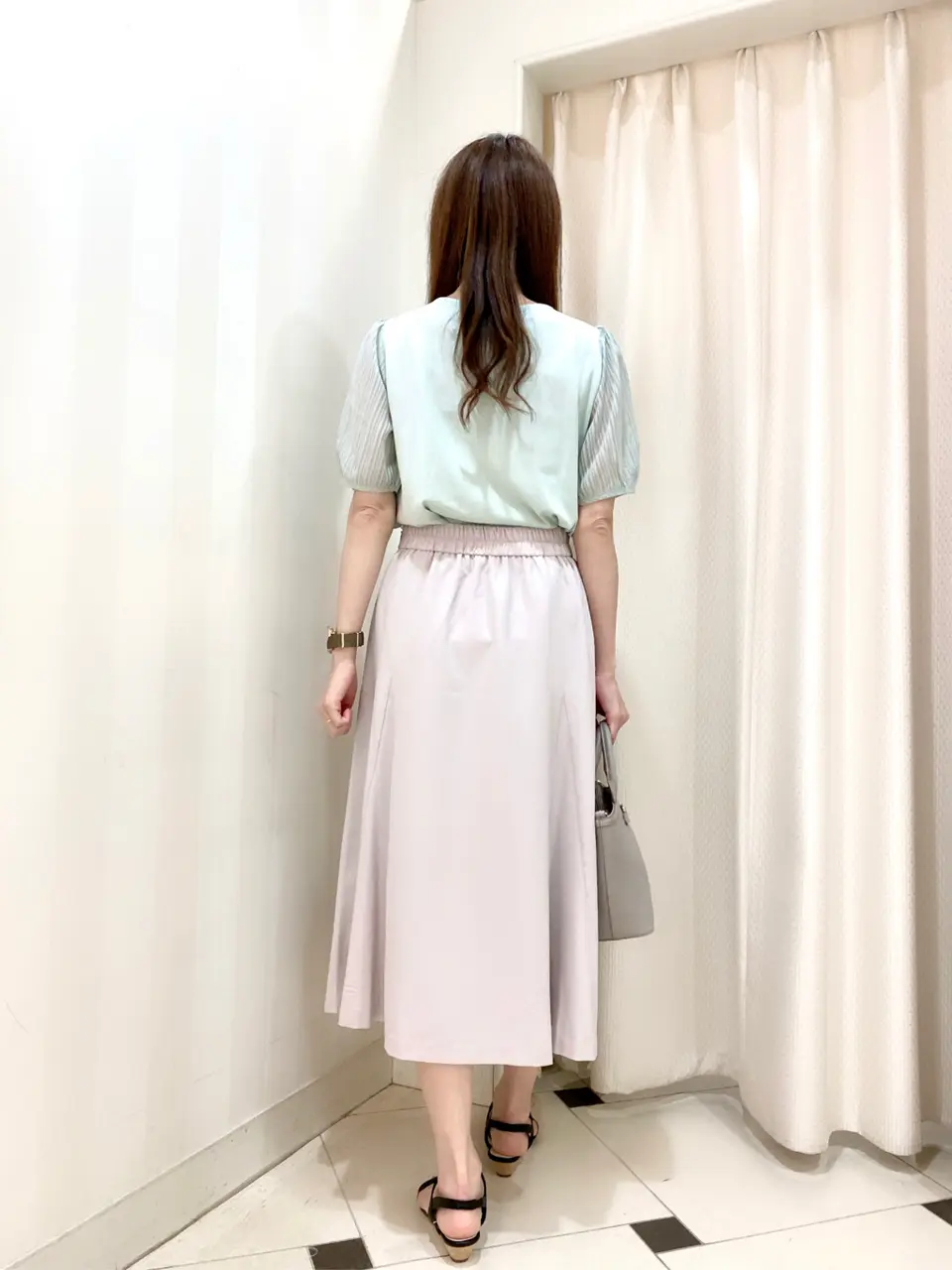 ANY SIS 金井 コーディネート画像