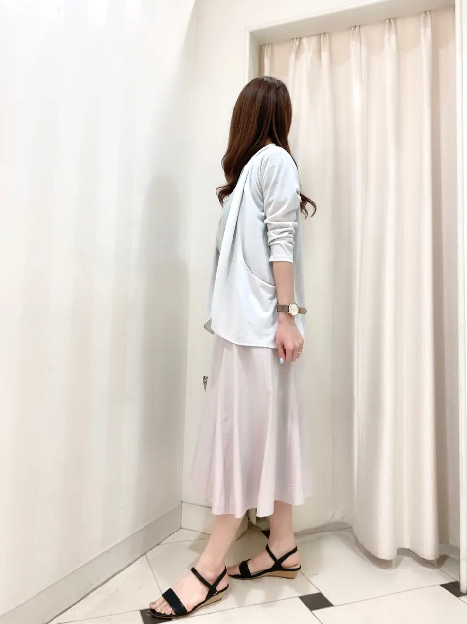 ANY SIS 金井 コーディネート画像