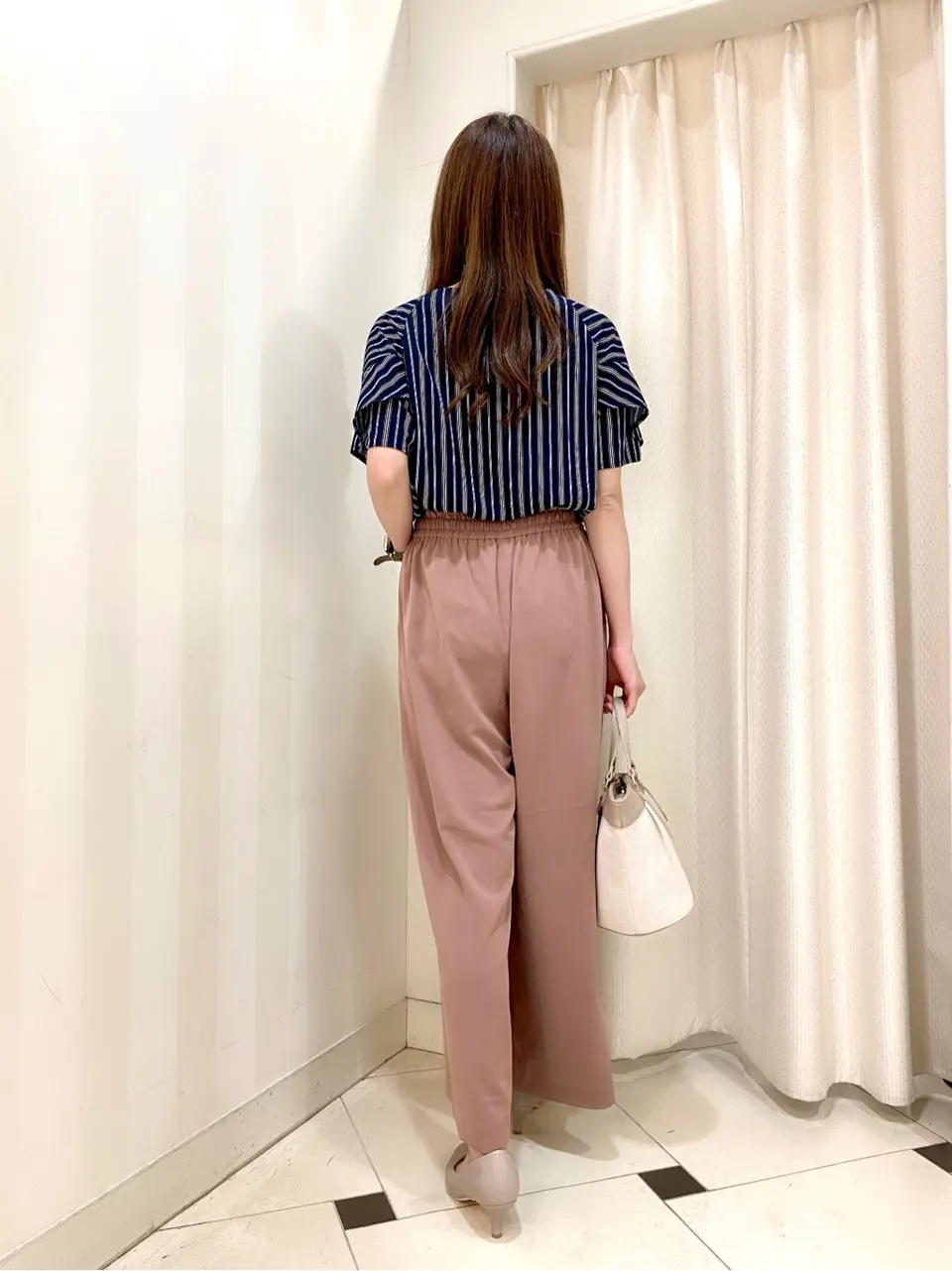 ANY SIS 金井 コーディネート画像