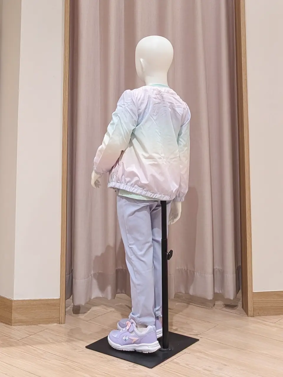 ANY 奥原 コーディネート画像