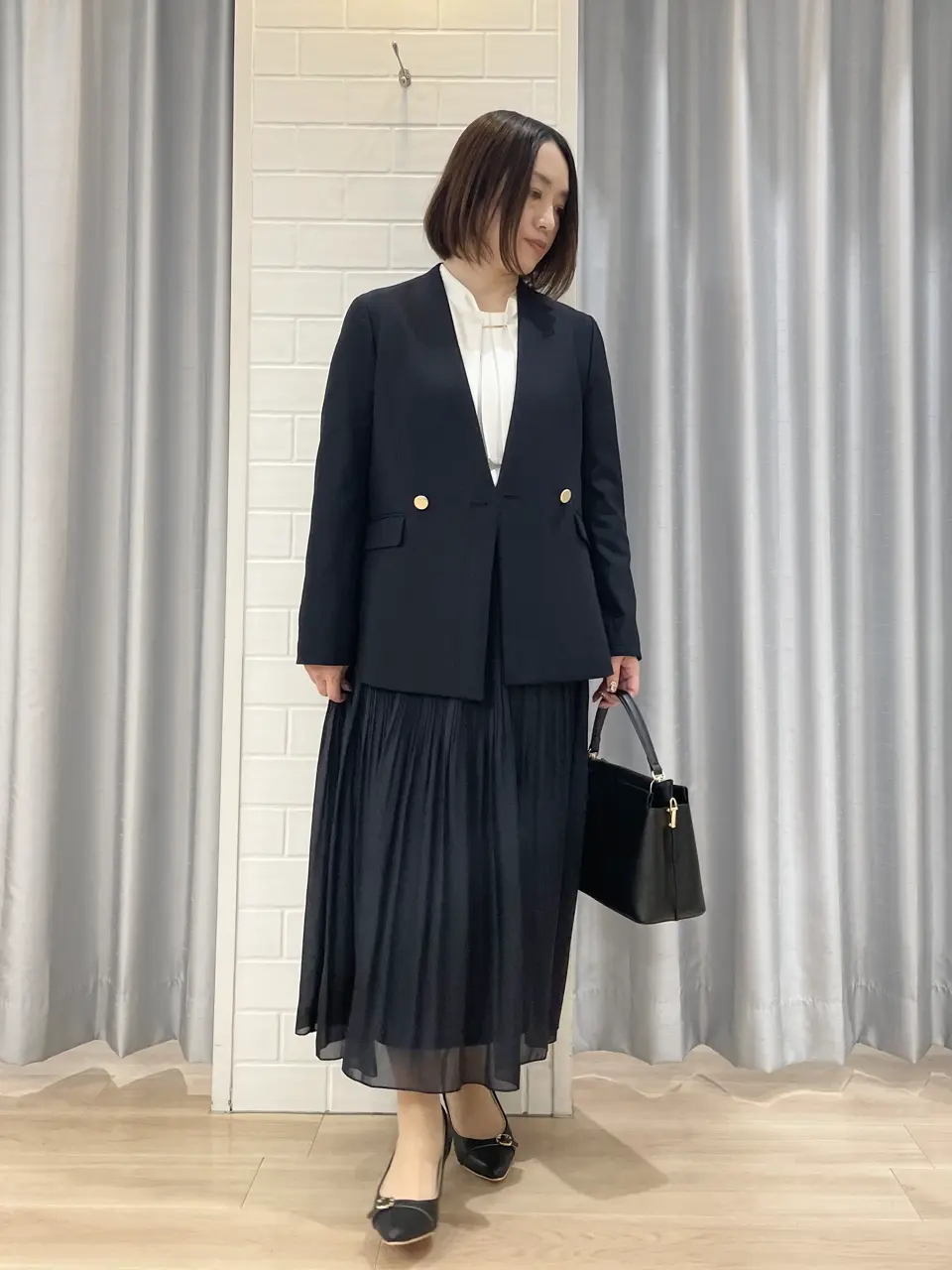 ANY SIS 丸岡 コーディネート画像