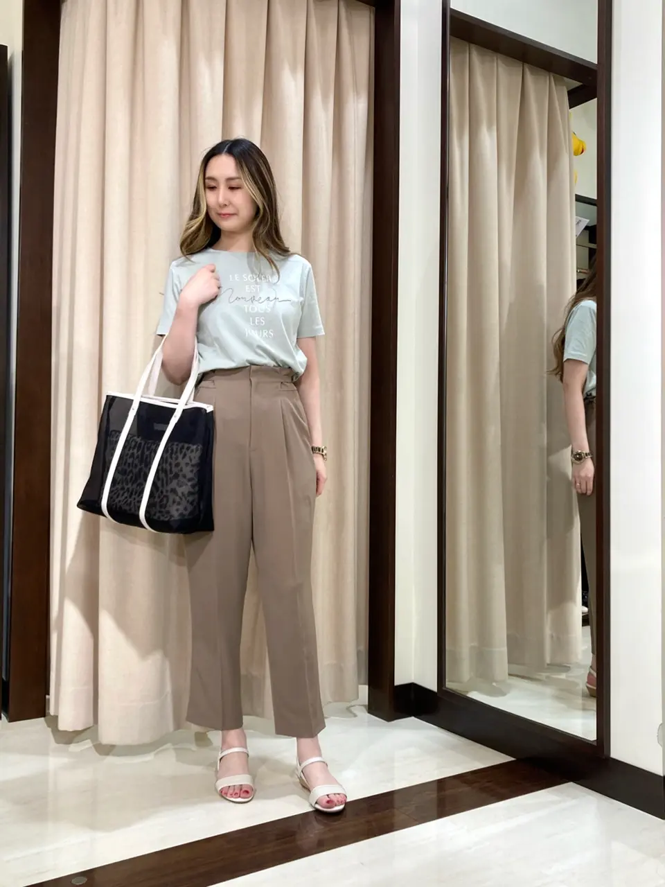 ANY SIS STAFF コーディネート画像