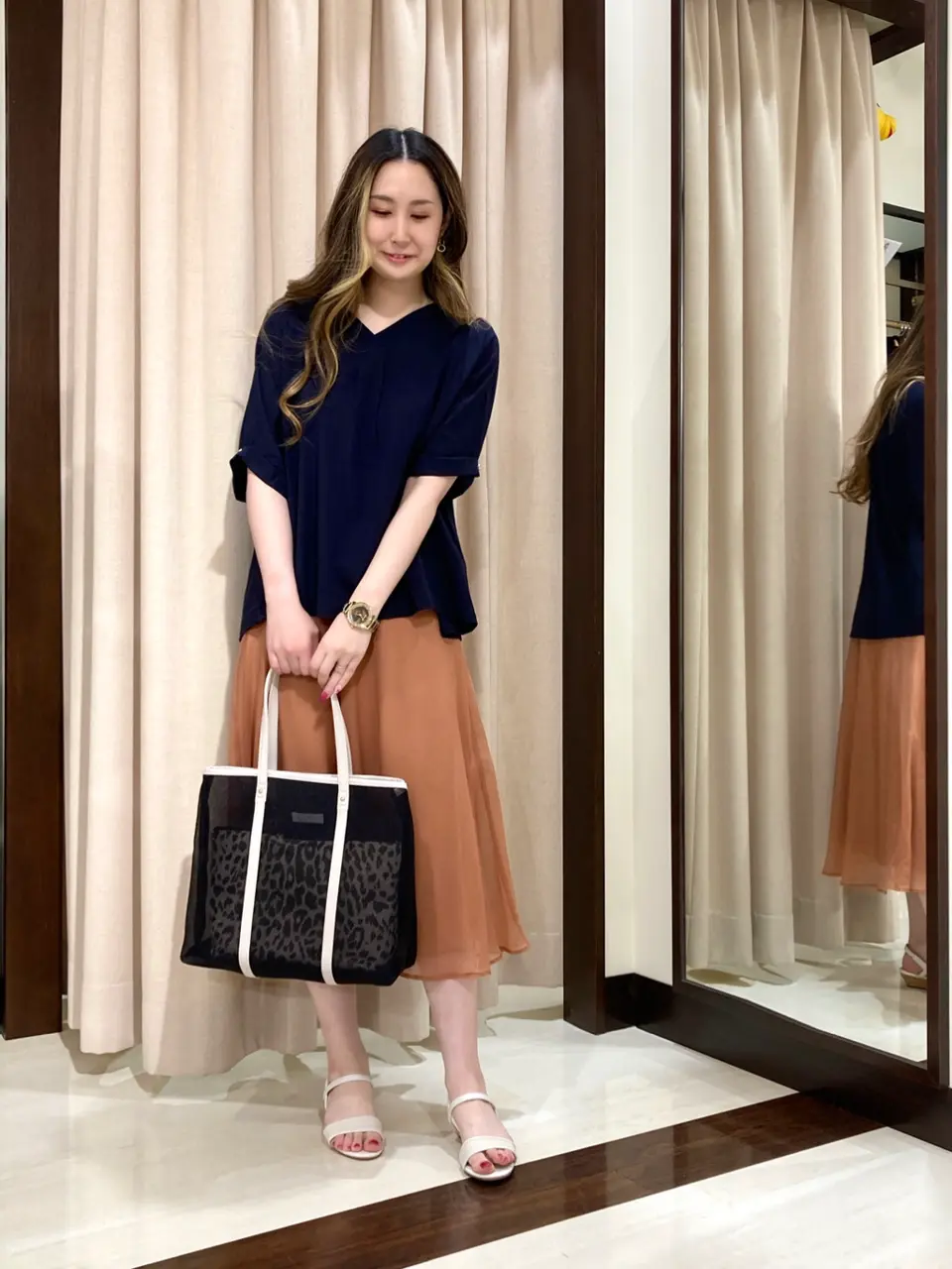 ANY SIS STAFF コーディネート画像